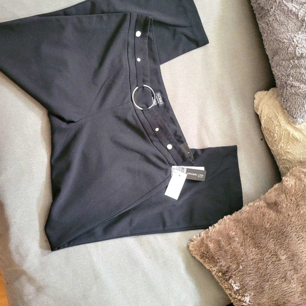 Soho brand new  cute pants for petite